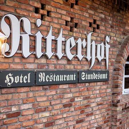 Ritterhof Kampehl Hotel Neustadt  Exterior foto